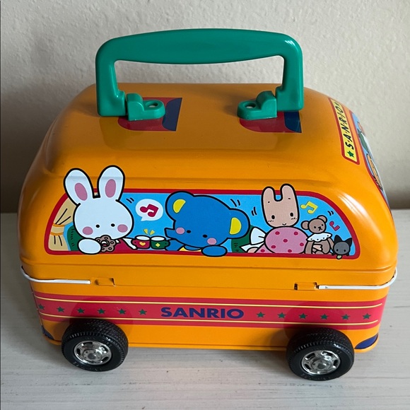 Rare 1996 Sanrio Tin Bus Purse with Handle - Picture 5 of 12